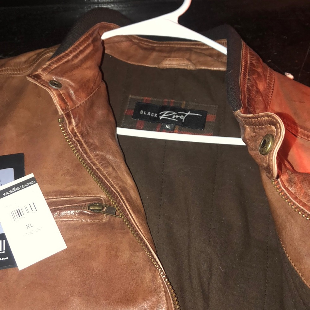 100% GENUINE LEATHER JACKET